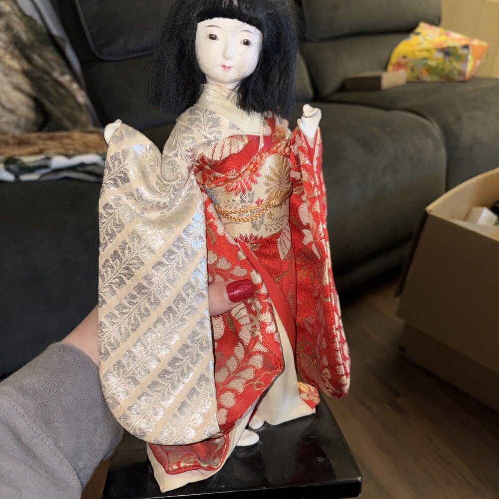 Vintage Japanese Geisha Doll